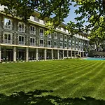 Grao Vasco - Historic And Hotel