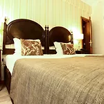 Hotel Grao Vasco - Historic And