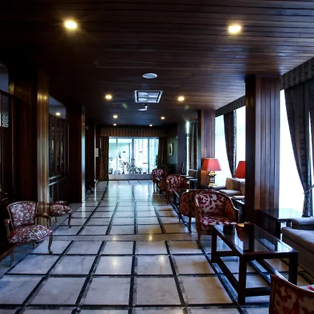 Hotel Grao Vasco - Historic And 4*