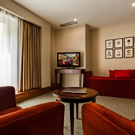 Hotel Grao Vasco - Historic And Viseu