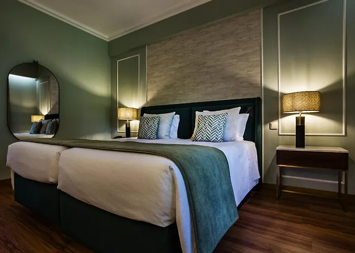 Grao Vasco - Historic And Hotel 4*