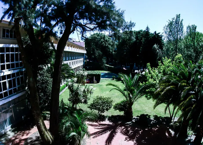 Hotel Grao Vasco - Historic And 4*